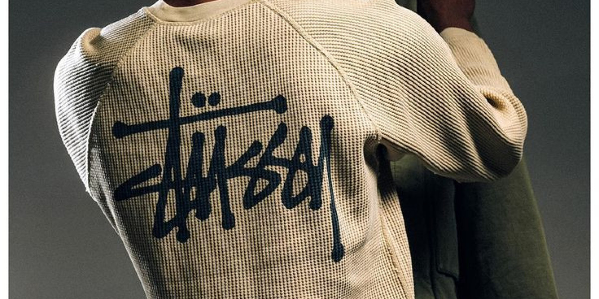 Why Has Stüssy Remained a Streetwear Icon for Decades?