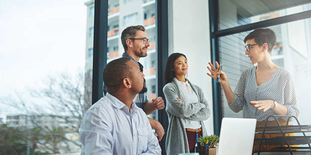 Best Leadership Programs for Corporate Success